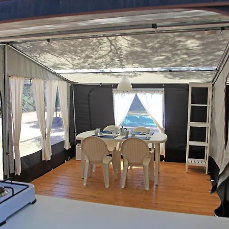 Riva Di Semesteranläggning (resort) Ugento