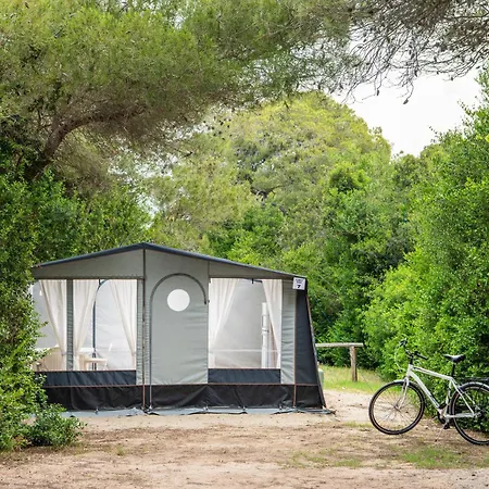 Riva Di Semesteranläggning (resort) Ugento